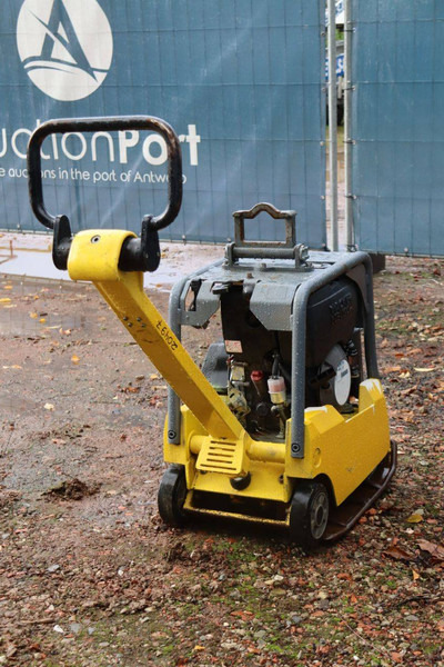Neuson DPU - Placă compactoare: Foto 5 Neuson DPU - Placă compactoare: Foto 5