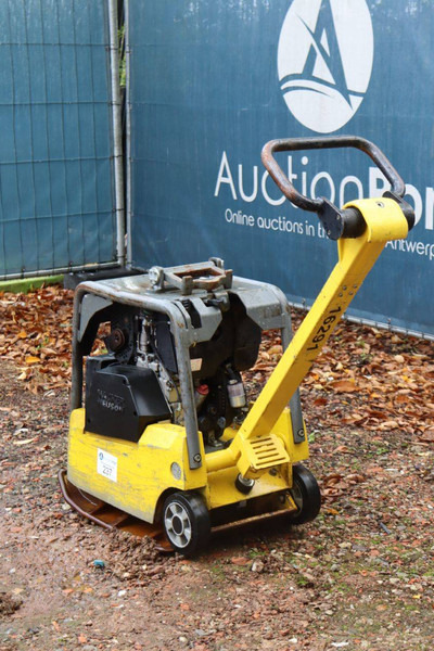 Neuson DPU3050 - Placă compactoare: Foto 3 Neuson DPU3050 - Placă compactoare: Foto 3