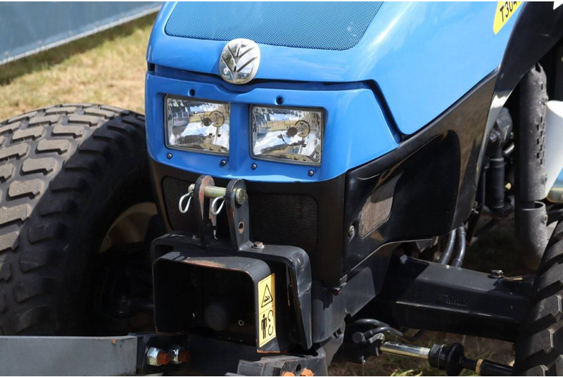 Tractor agricol New Holland T3040: Foto 11