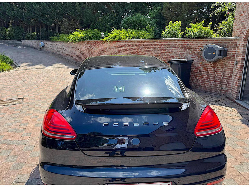 Porsche Panamera 3.0 V6 Diesel - Berlină/ Sedan: Foto 2 Porsche Panamera 3.0 V6 Diesel - Berlină/ Sedan: Foto 2