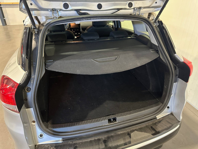 Renault Clio Estate 0.9 TCe Expression - Berlină/ Sedan: Foto 5 Renault Clio Estate 0.9 TCe Expression - Berlină/ Sedan: Foto 5