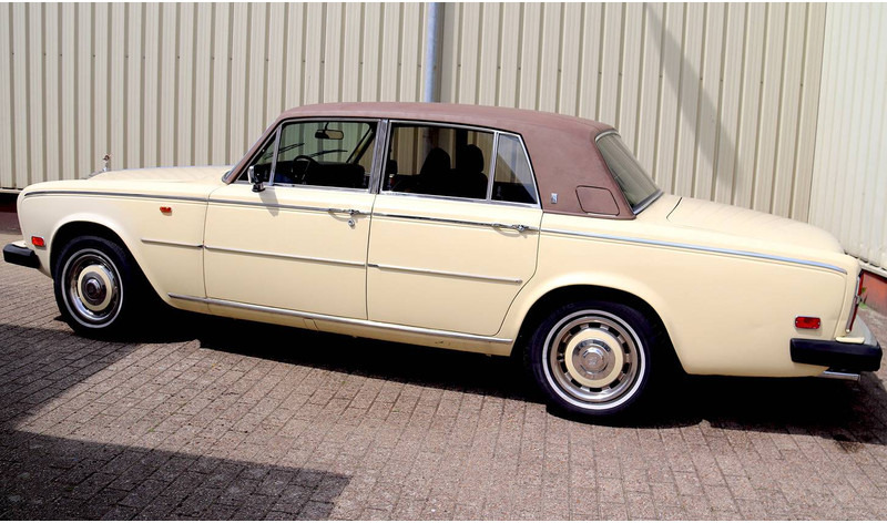 Rolls-Royce Silver Shadow II EverFlex - Berlină/ Sedan: Foto 2 Rolls-Royce Silver Shadow II EverFlex - Berlină/ Sedan: Foto 2