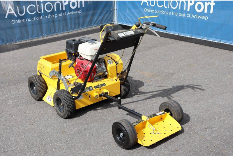 STINGER SS2400 - Maşină agricole pentru semanat: Foto 4 STINGER SS2400 - Maşină agricole pentru semanat: Foto 4
