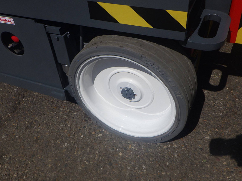Skyjack SJ3226 - Platforma foarfeca: Foto 5 Skyjack SJ3226 - Platforma foarfeca: Foto 5