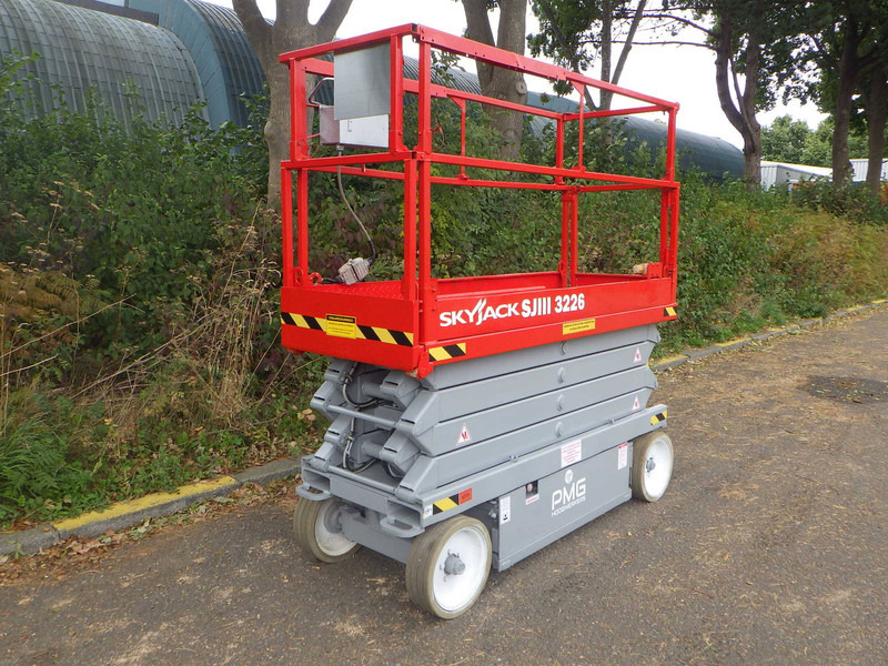 Skyjack SkyJack - Platforma foarfeca: Foto 2 Skyjack SkyJack - Platforma foarfeca: Foto 2