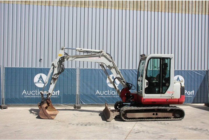 Takeuchi TB145 - Excavator pe şenile: Foto 1 Takeuchi TB145 - Excavator pe şenile: Foto 1