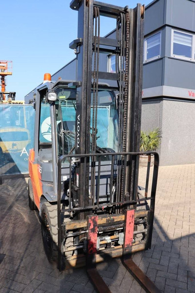 Stivuitor diesel Toyota 02-8FDF30: Foto 6