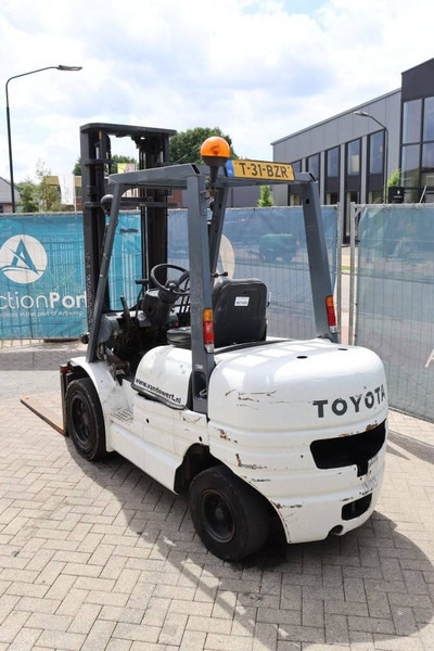 Toyota 62-6FDF30 - Stivuitor diesel: Foto 5 Toyota 62-6FDF30 - Stivuitor diesel: Foto 5