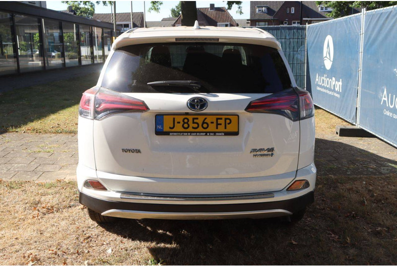 Toyota RAV4 - SUV: Foto 5 Toyota RAV4 - SUV: Foto 5