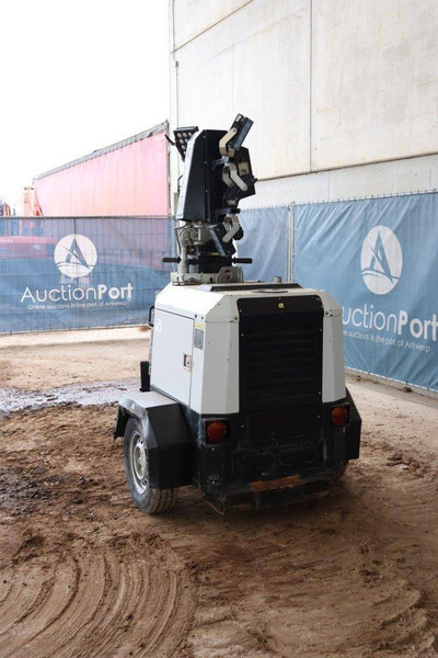 Trime X-ECOK2 - Turnul de iluminat: Foto 4 Trime X-ECOK2 - Turnul de iluminat: Foto 4