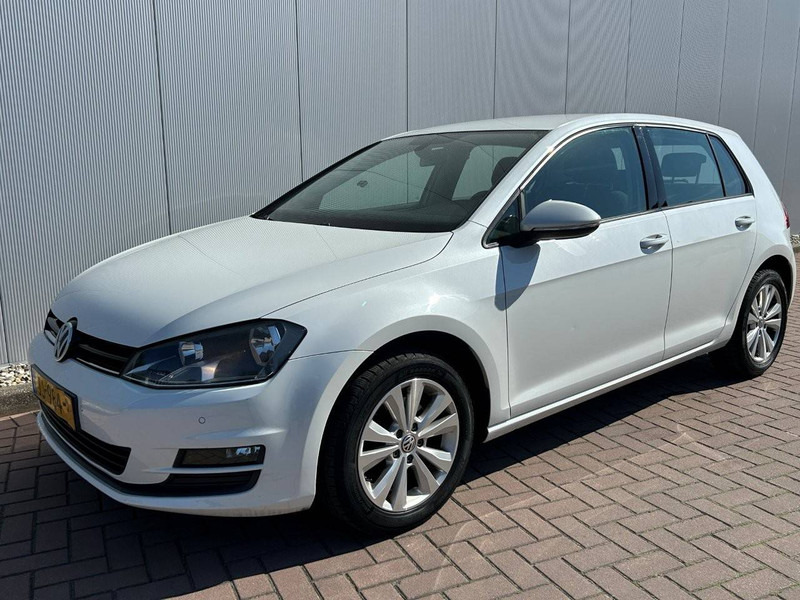 Volkswagen Golf - Automobil: Foto 1 Volkswagen Golf - Automobil: Foto 1