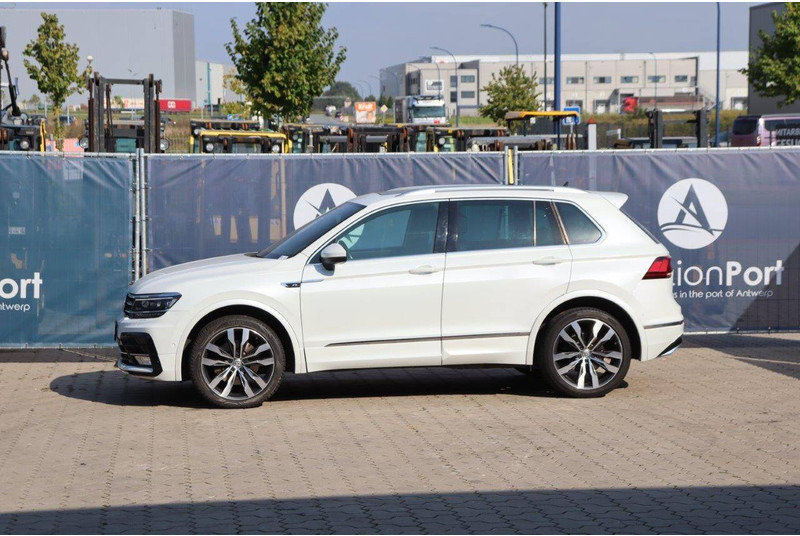 Volkswagen Tiguan R line - Automobil: Foto 1 Volkswagen Tiguan R line - Automobil: Foto 1