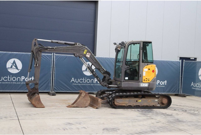 Volvo ECR50D - Excavator pe şenile: Foto 1 Volvo ECR50D - Excavator pe şenile: Foto 1