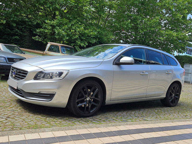 Volvo V60 D3 - Berlină/ Sedan: Foto 2 Volvo V60 D3 - Berlină/ Sedan: Foto 2