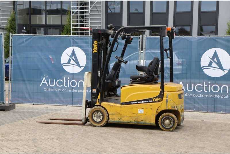 Yale ERP16VF - Electrostivuitor: Foto 3 Yale ERP16VF - Electrostivuitor: Foto 3