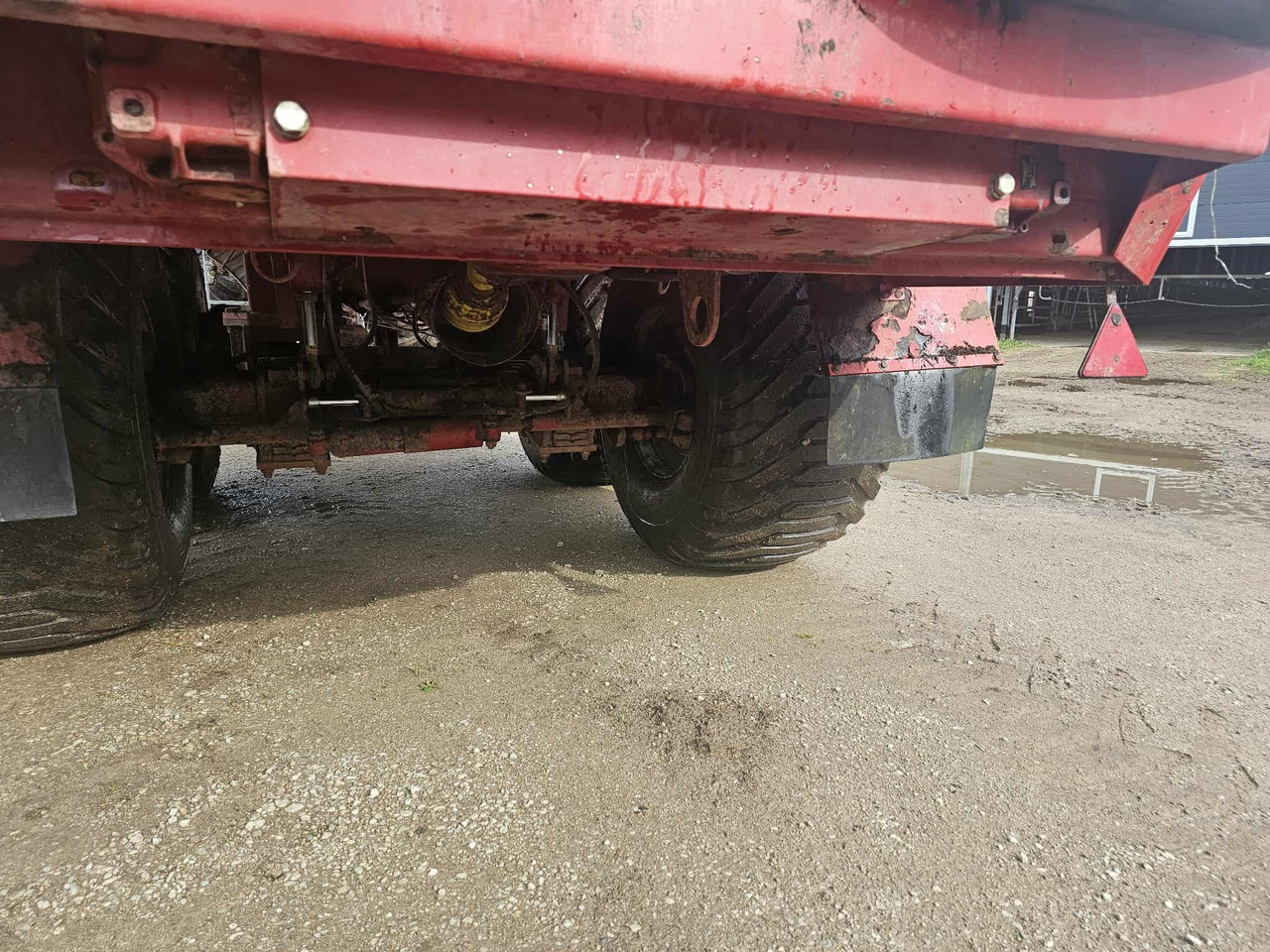 STRAUTMANN VS18 - Maşină de împrăştiat gunoi de grajd: Foto 5 STRAUTMANN VS18 - Maşină de împrăştiat gunoi de grajd: Foto 5