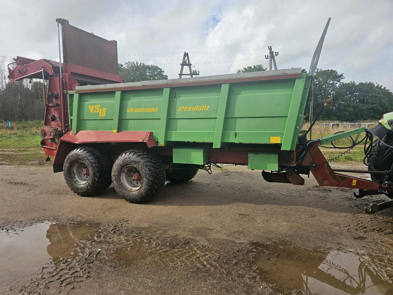 STRAUTMANN VS18 - Maşină de împrăştiat gunoi de grajd: Foto 1 STRAUTMANN VS18 - Maşină de împrăştiat gunoi de grajd: Foto 1