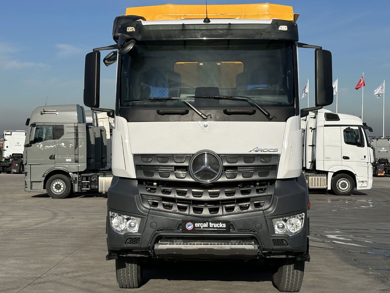MERCEDES 2021 MERCEDES AROCS 4142/AUTO-AC-EURO6-8X4 HARDOX TIPPER - Camion basculantă: Foto 2 MERCEDES 2021 MERCEDES AROCS 4142/AUTO-AC-EURO6-8X4 HARDOX TIPPER - Camion basculantă: Foto 2