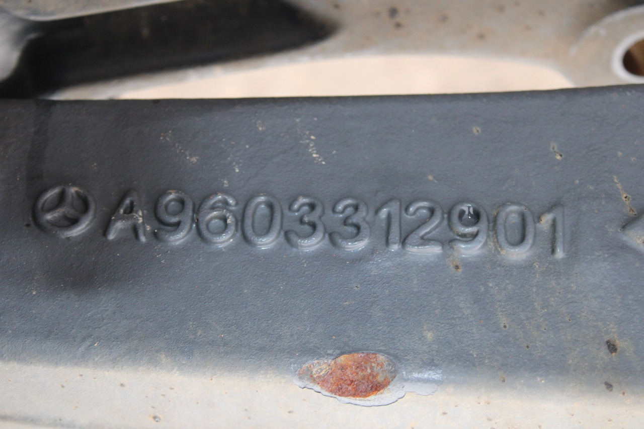 AXA FATA F-8,0-C22,5 MERCEDES AROCS A9603312901, X311003423, 066502365 - Axă față pentru Camion: Foto 2 AXA FATA F-8,0-C22,5 MERCEDES AROCS A9603312901, X311003423, 066502365 - Axă față pentru Camion: Foto 2