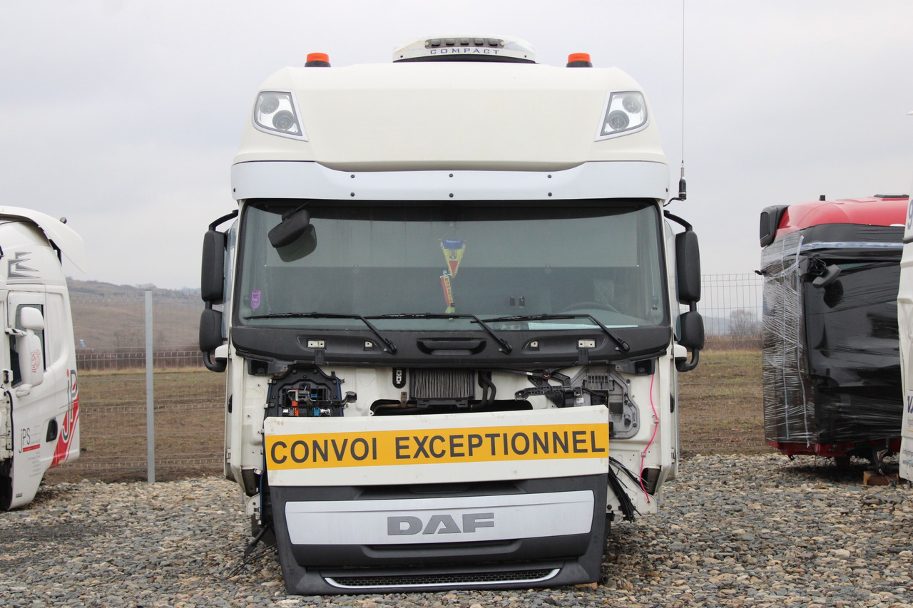 CABINA DAF XF106 SUPER SPACE CAB - Cabină pentru Camion: Foto 1 CABINA DAF XF106 SUPER SPACE CAB - Cabină pentru Camion: Foto 1