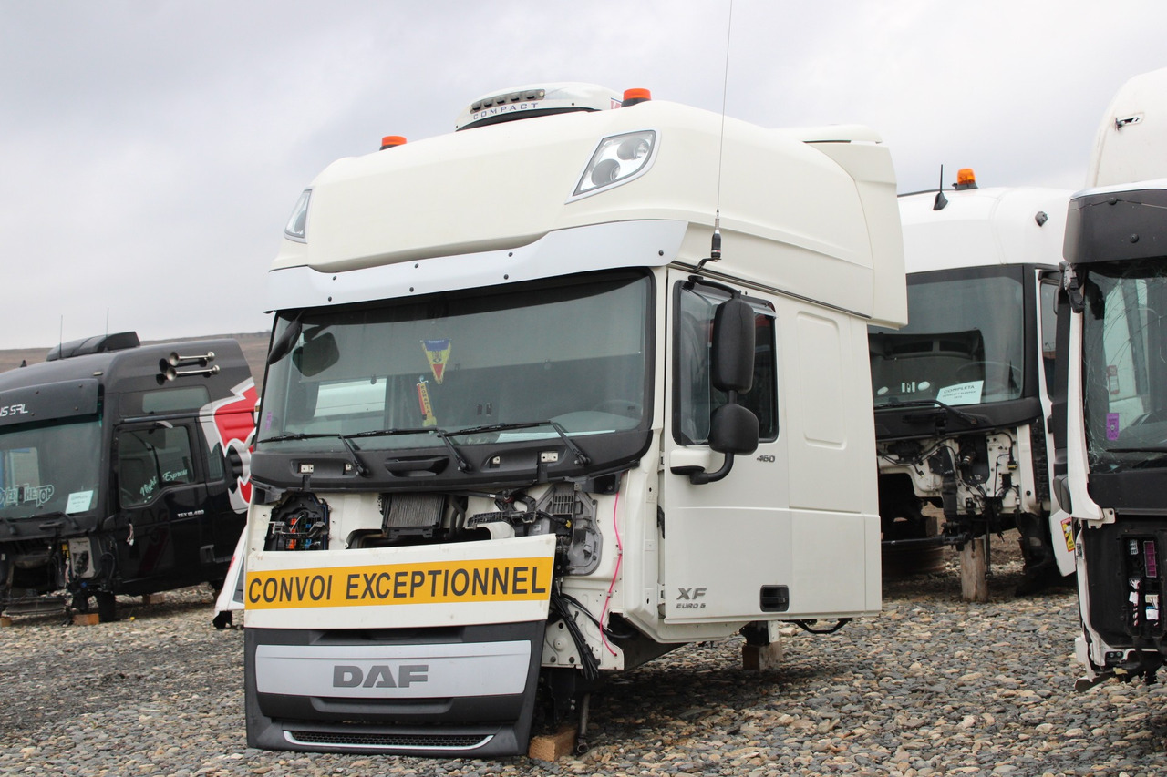CABINA DAF XF106 SUPER SPACE CAB - Cabină pentru Camion: Foto 2 CABINA DAF XF106 SUPER SPACE CAB - Cabină pentru Camion: Foto 2