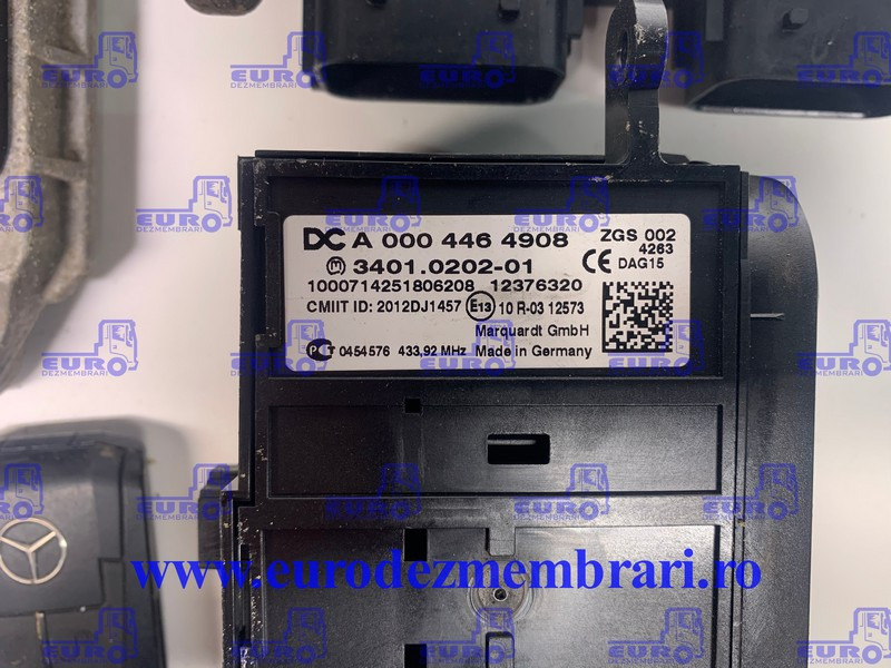 CALCULATOR KIT PORNIRE MERCEDES OM471LA 420CP E6 CU RETARDER A0554481335, A0104461709, A0004464908 - Calculator de bord pentru Camion: Foto 4 CALCULATOR KIT PORNIRE MERCEDES OM471LA 420CP E6 CU RETARDER A0554481335, A0104461709, A0004464908 - Calculator de bord pentru Camion: Foto 4