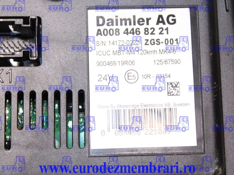 ELEMENT BORD CEAS BORD MERCEDES ACTROS MP4 A0084468221 - Cabină și interior pentru Camion: Foto 3 ELEMENT BORD CEAS BORD MERCEDES ACTROS MP4 A0084468221 - Cabină și interior pentru Camion: Foto 3