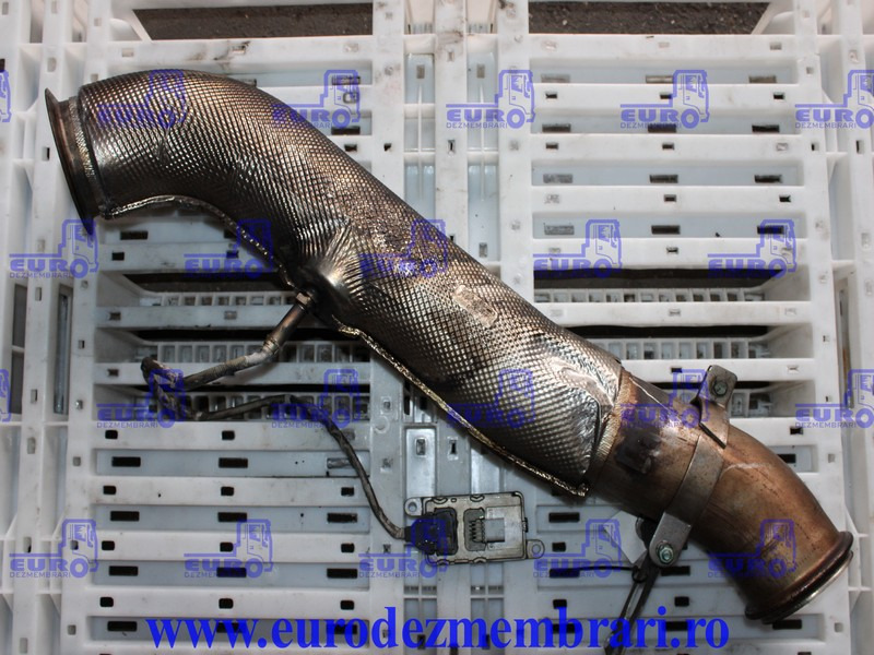 GALERIE EVACUARE + SENZOR NOXE MAN TGX TG3 51.15201.5414, 51.15408.0031, 51.15408.0026 - Galerie evacuare pentru Camion: Foto 1 GALERIE EVACUARE + SENZOR NOXE MAN TGX TG3 51.15201.5414, 51.15408.0031, 51.15408.0026 - Galerie evacuare pentru Camion: Foto 1