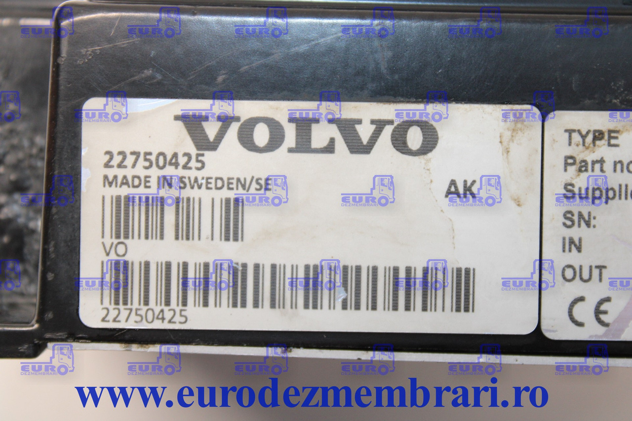 INCARCATOR BATERII VOLVO FH4 22750425 - Sistem electric pentru Camion: Foto 3 INCARCATOR BATERII VOLVO FH4 22750425 - Sistem electric pentru Camion: Foto 3