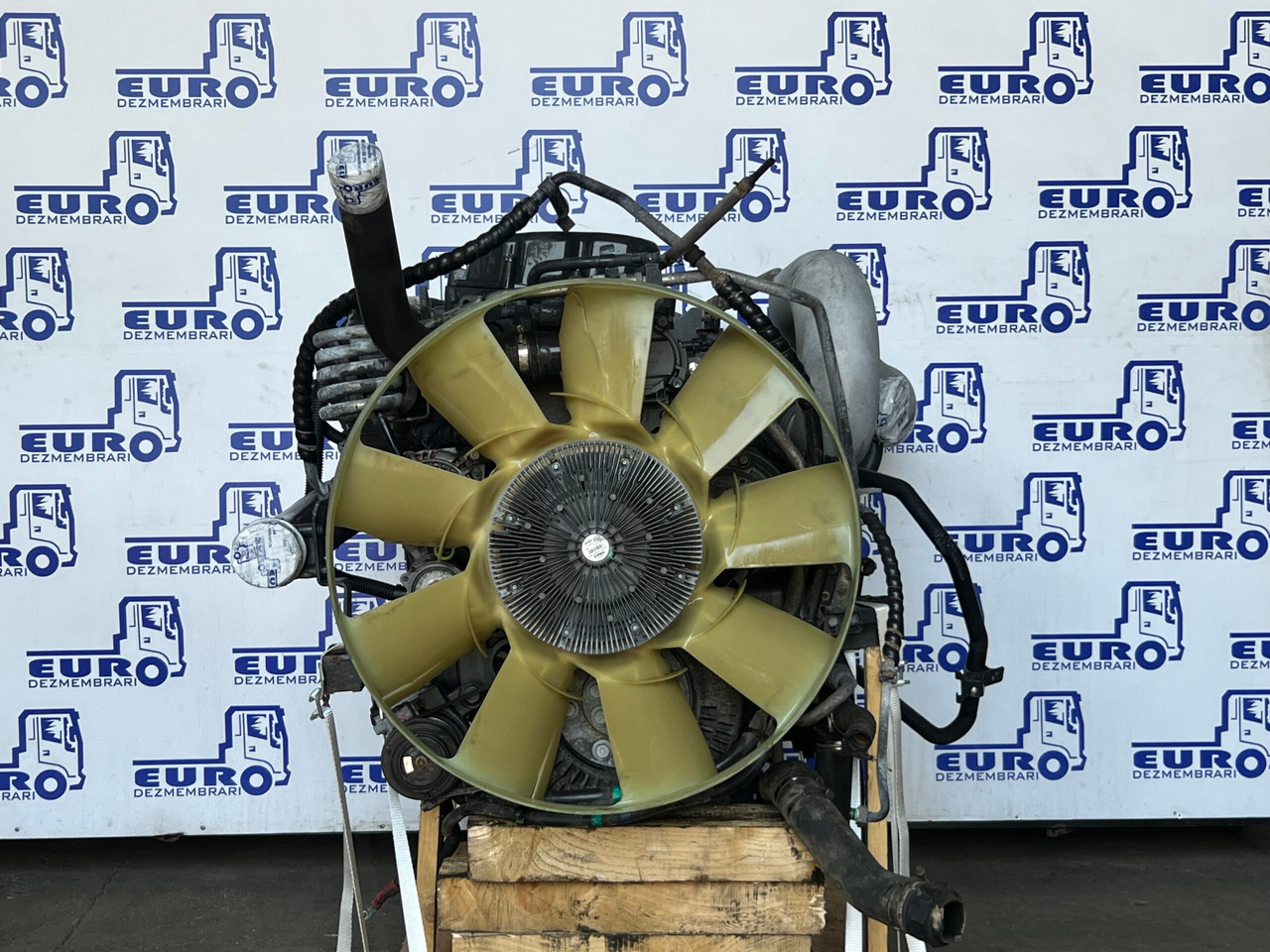 MOTOR IVECO STRALIS CURSOR 11 F3GFE611G EURO 6 480CP - Motor pentru Camion: Foto 2 MOTOR IVECO STRALIS CURSOR 11 F3GFE611G EURO 6 480CP - Motor pentru Camion: Foto 2