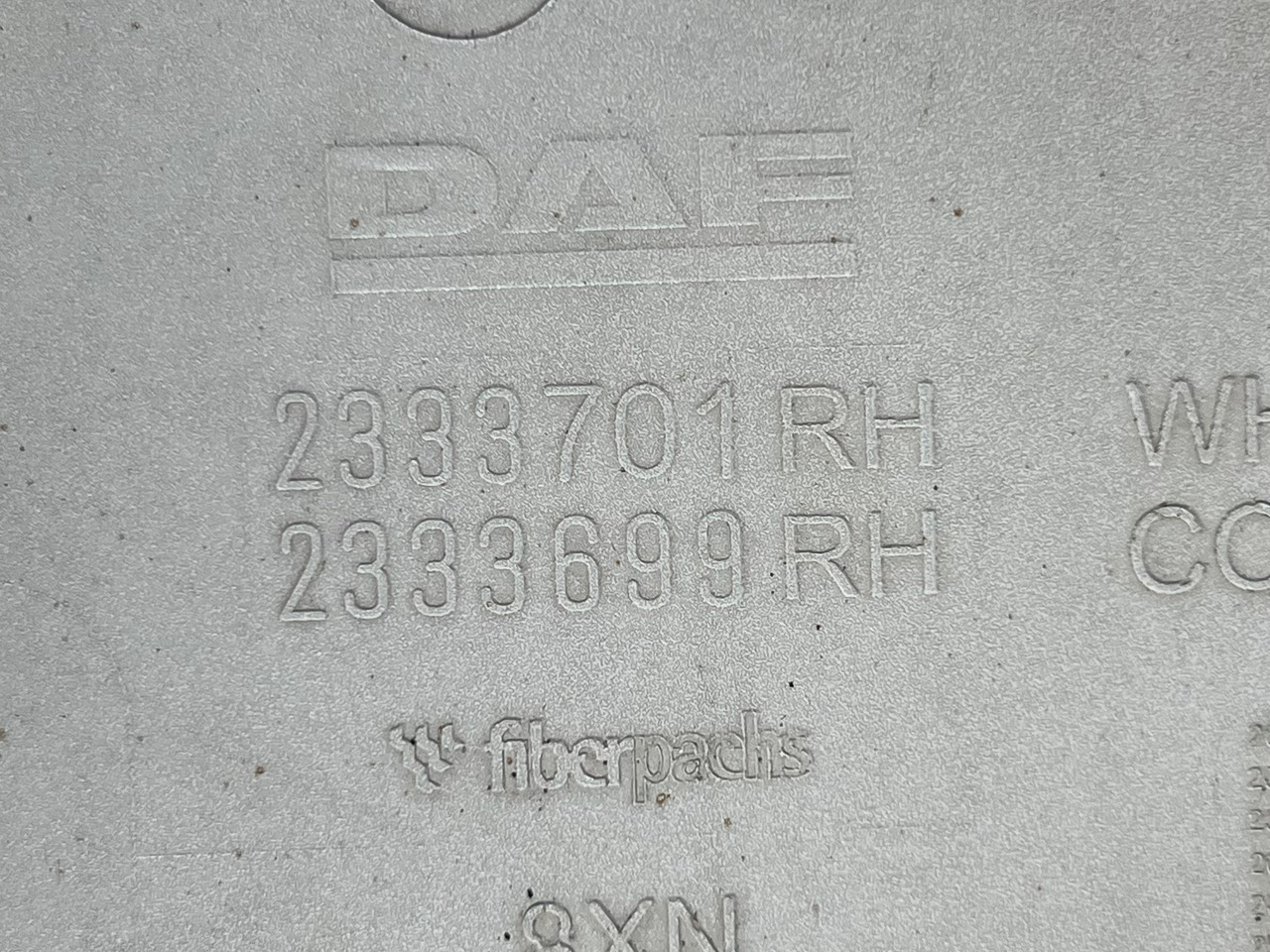 PARAVANT LATERAL DREAPTA DAF XF XG 2333701, 2333669 - Caroserie și exterior pentru Camion: Foto 3 PARAVANT LATERAL DREAPTA DAF XF XG 2333701, 2333669 - Caroserie și exterior pentru Camion: Foto 3