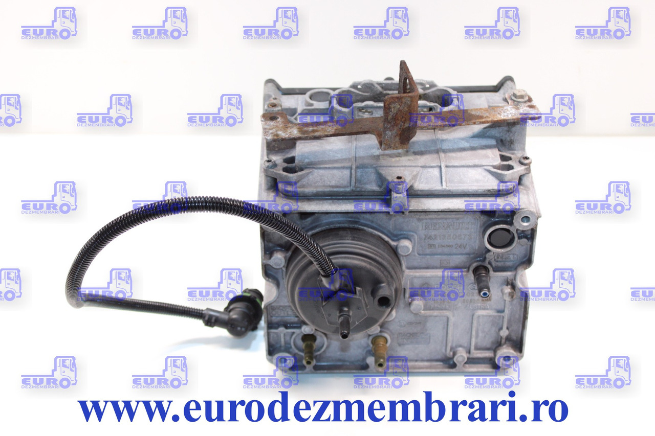 POMPA ADBLUE RENAULT PREMIUM 7421350673 7421582905 7422169013 7485020842 7421687109 7421911394 7422668889 - Sistem de evacuare pentru Camion: Foto 3 POMPA ADBLUE RENAULT PREMIUM 7421350673 7421582905 7422169013 7485020842 7421687109 7421911394 7422668889 - Sistem de evacuare pentru Camion: Foto 3