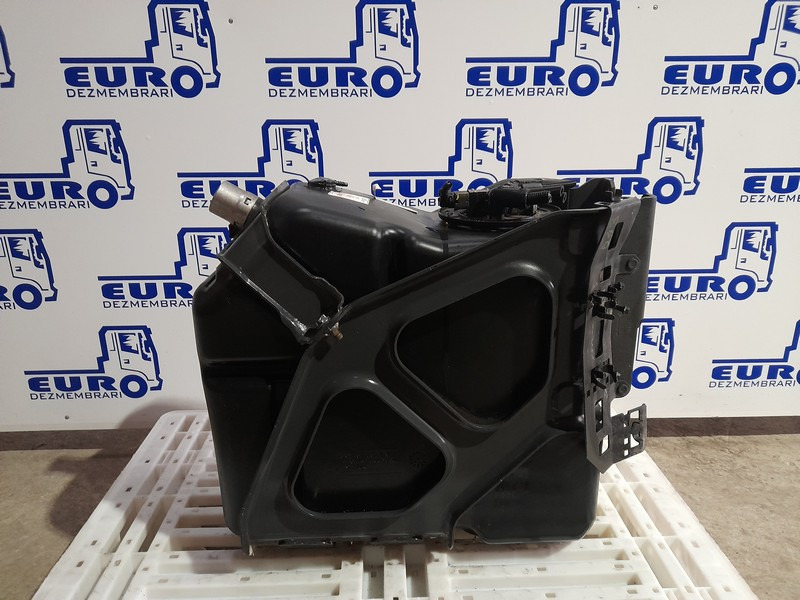 REZERVOR ADBLUE MERCEDES ACTROS MP4 A9604700815 - Rezervor pentru AdBlue pentru Camion: Foto 1 REZERVOR ADBLUE MERCEDES ACTROS MP4 A9604700815 - Rezervor pentru AdBlue pentru Camion: Foto 1