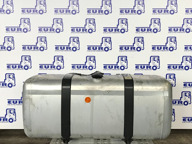 REZERVOR COMBUSTIBIL MERCEDES ACTROS MP4 L=158CM l=62CM H=70CM A9604703903, A9604704703 - Rezervor combustibil pentru Camion: Foto 1 REZERVOR COMBUSTIBIL MERCEDES ACTROS MP4 L=158CM l=62CM H=70CM A9604703903, A9604704703 - Rezervor combustibil pentru Camion: Foto 1