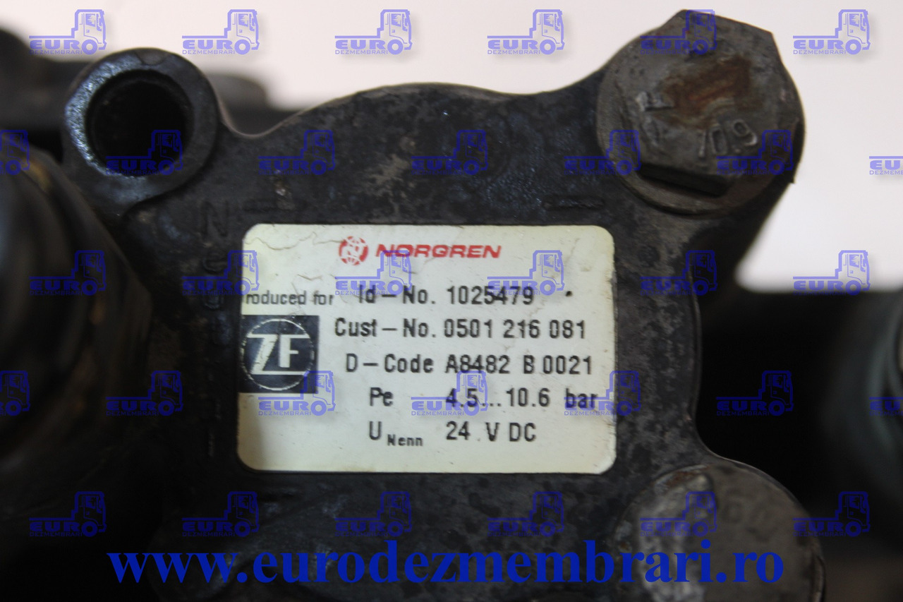 SELECTOR VITEZE MANUAL RENAULT PREMIUM 0501216081, 1341307014 - Cutie de viteze și piese pentru Camion: Foto 2 SELECTOR VITEZE MANUAL RENAULT PREMIUM 0501216081, 1341307014 - Cutie de viteze și piese pentru Camion: Foto 2