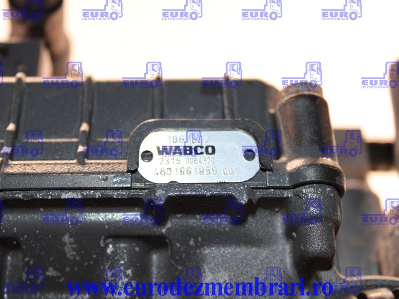 SUPAPA MODULATOR EBS AXA SPATE DAF XF106 1867002, 4801061050, 1818332 - Supapă frână pentru Camion: Foto 3 SUPAPA MODULATOR EBS AXA SPATE DAF XF106 1867002, 4801061050, 1818332 - Supapă frână pentru Camion: Foto 3