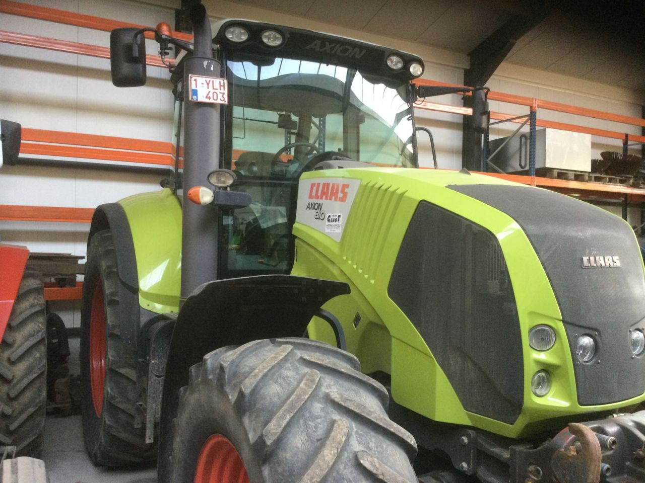 Claas AXION 810 CEBIS - Tractor agricol: Foto 1 Claas AXION 810 CEBIS - Tractor agricol: Foto 1