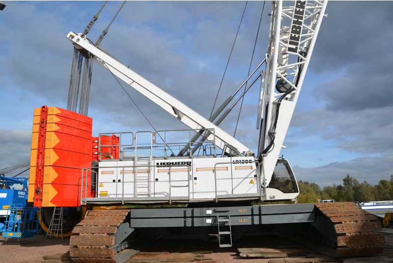 Liebherr LR 1300 SX - Macara pe senile: Foto 1 Liebherr LR 1300 SX - Macara pe senile: Foto 1
