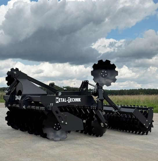 METAL-TECHNIK Brona talerzowa 2,7 m / Scheibenegge / дисковая борона / disc harrow - Grapă cu discuri: Foto 4 METAL-TECHNIK Brona talerzowa 2,7 m / Scheibenegge / дисковая борона / disc harrow - Grapă cu discuri: Foto 4