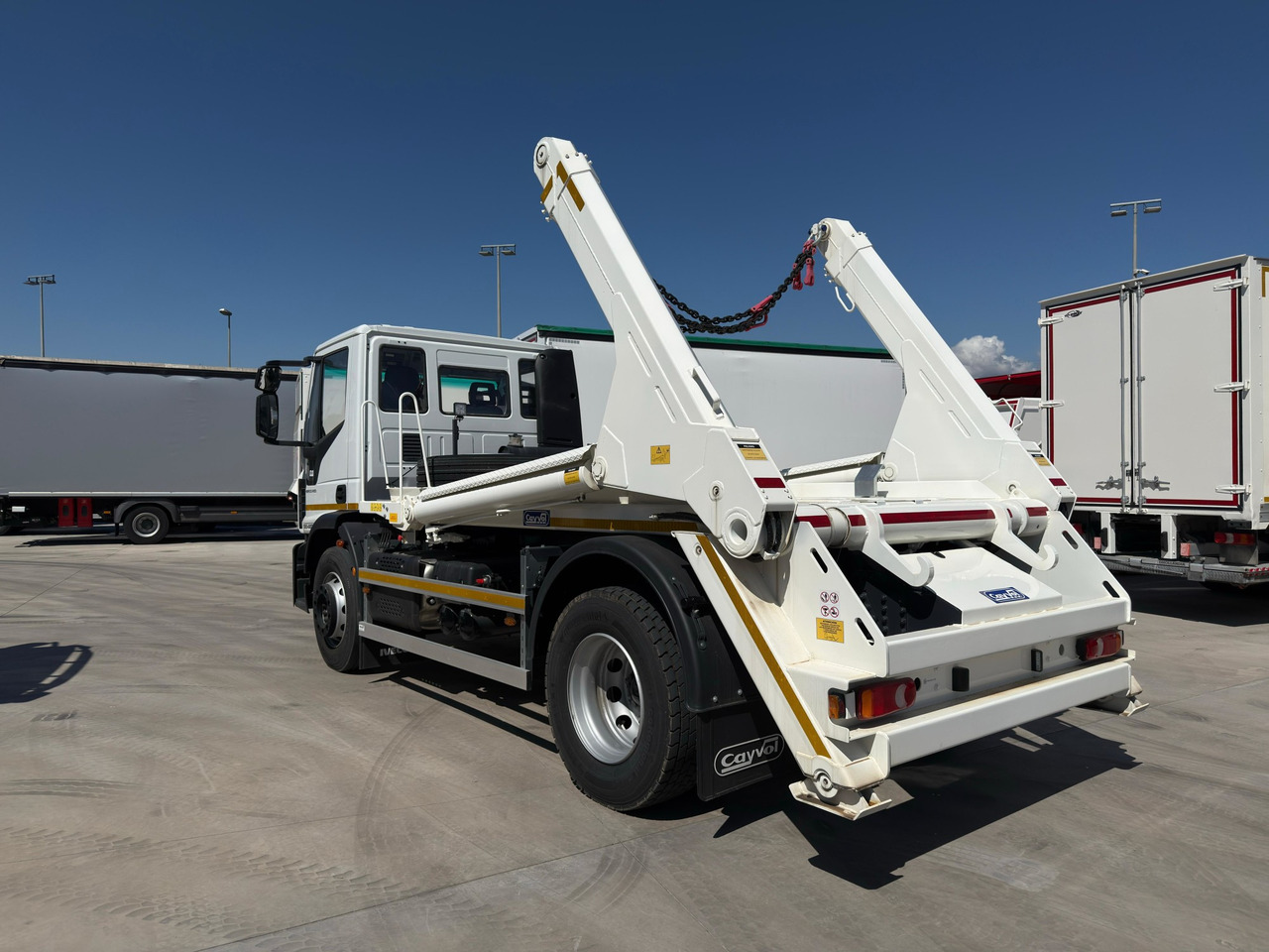 IVECO ML190E28L Eurocargo E6 (Track Equipment) - Camion container de gunoi: Foto 4 IVECO ML190E28L Eurocargo E6 (Track Equipment) - Camion container de gunoi: Foto 4