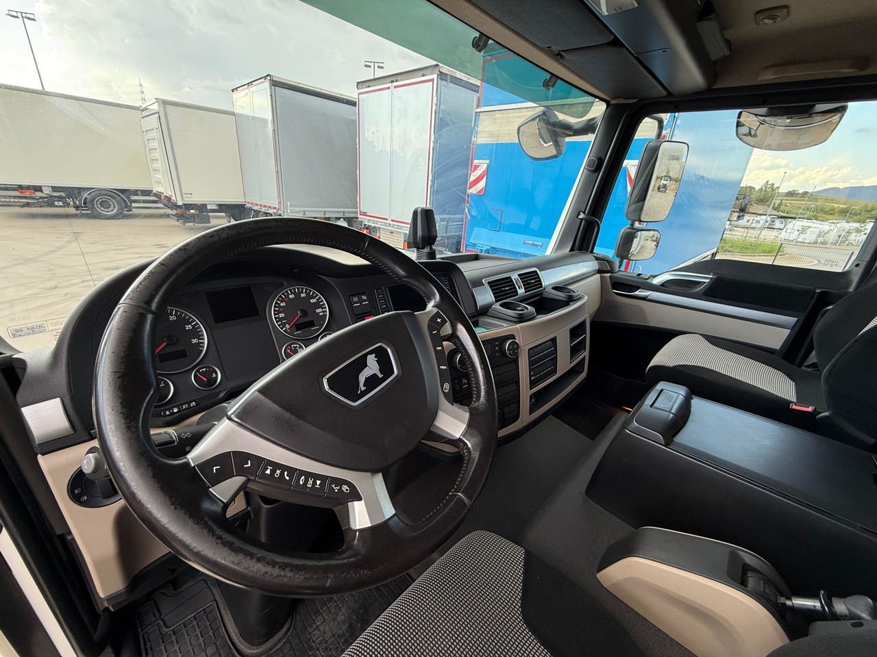 MAN 12.220 BL TGL E6 (Van) - Camion furgon: Foto 5 MAN 12.220 BL TGL E6 (Van) - Camion furgon: Foto 5