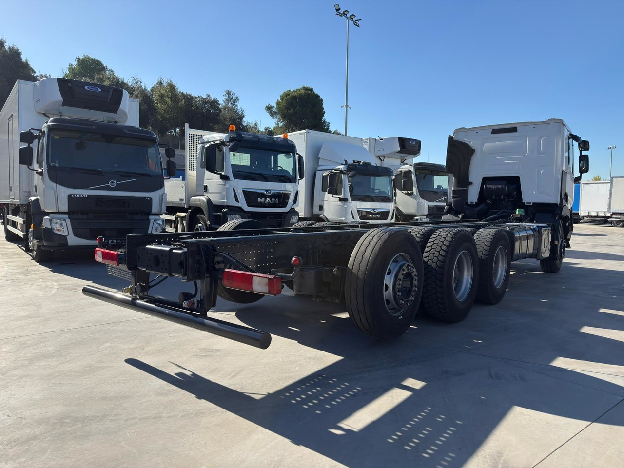 RENAULT C460 E6 (Chassis) - Camion şasiu: Foto 3 RENAULT C460 E6 (Chassis) - Camion şasiu: Foto 3