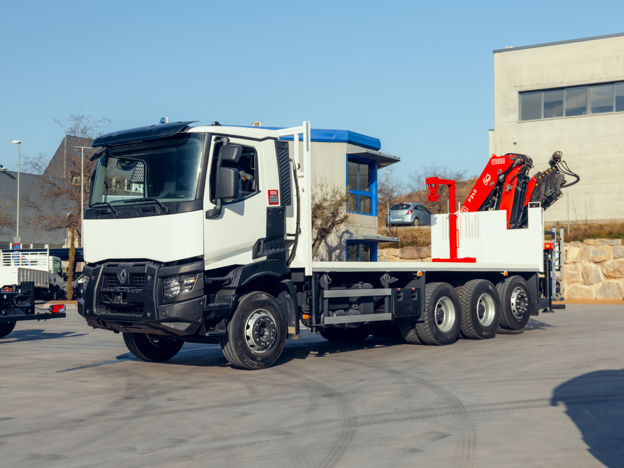 RENAULT C460 E6 (Platform) - Camion platformă, Camion cu macara: Foto 1 RENAULT C460 E6 (Platform) - Camion platformă, Camion cu macara: Foto 1