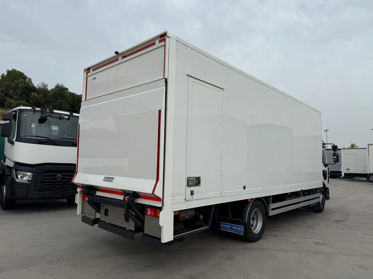 RENAULT D E6 (VAN) - Camion furgon: Foto 3 RENAULT D E6 (VAN) - Camion furgon: Foto 3