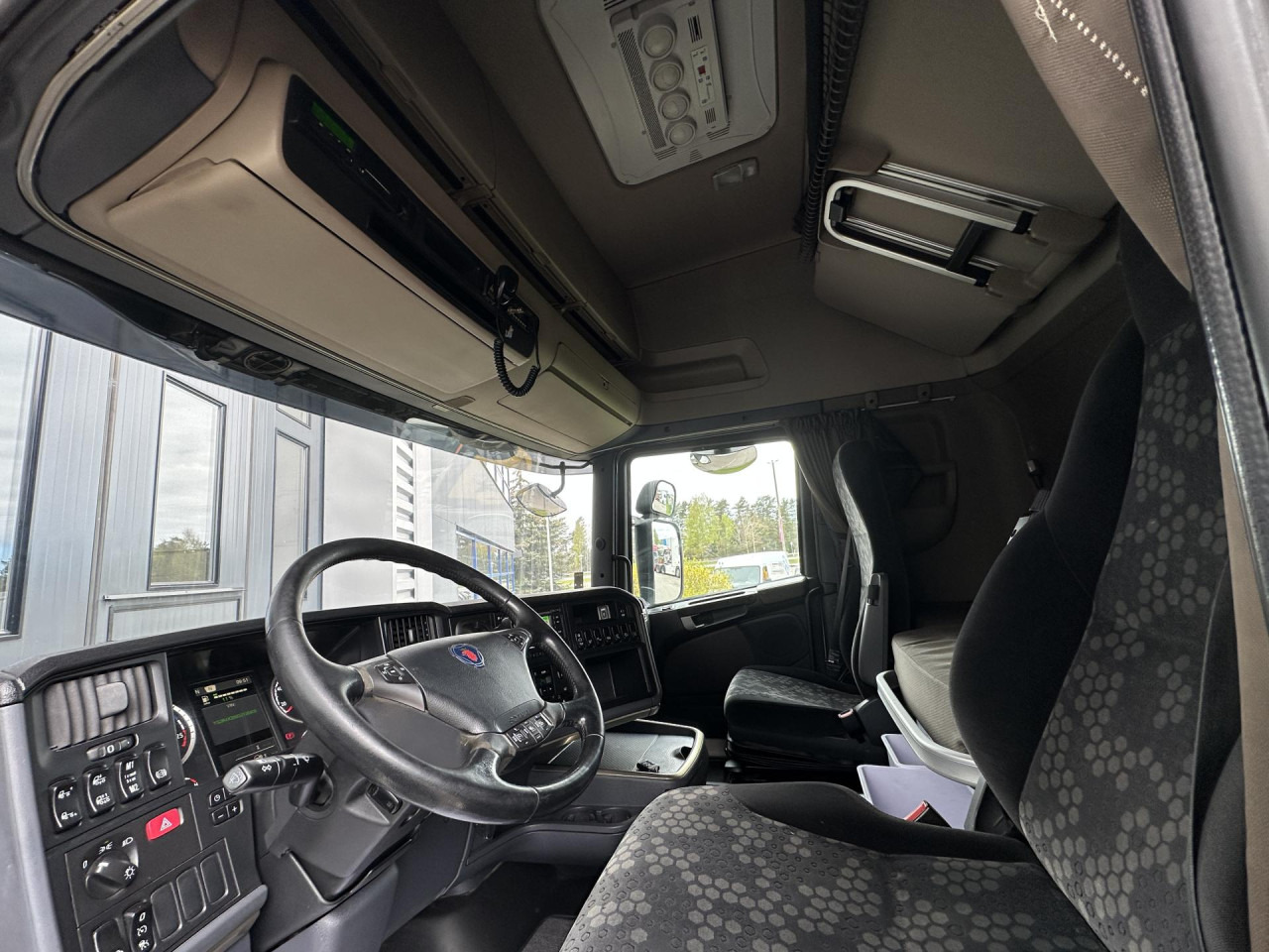SCANIA R 410 LA4x2MNA - Cap tractor: Foto 2 SCANIA R 410 LA4x2MNA - Cap tractor: Foto 2