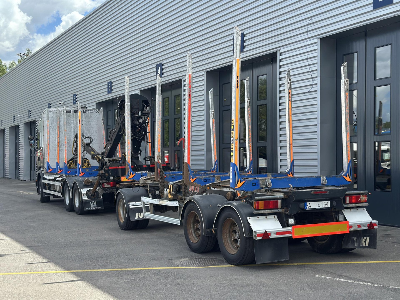 JYKI Jyki V31 - Remorca auto: Foto 1 JYKI Jyki V31 - Remorca auto: Foto 1