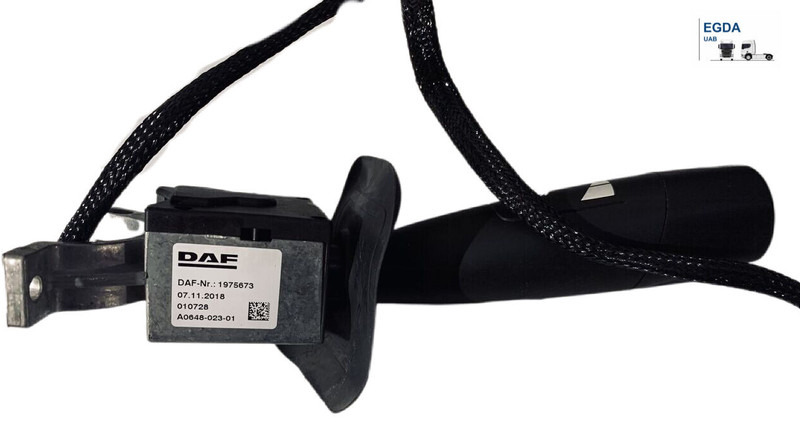 DAF 106 - Releu: Foto 1 DAF 106 - Releu: Foto 1