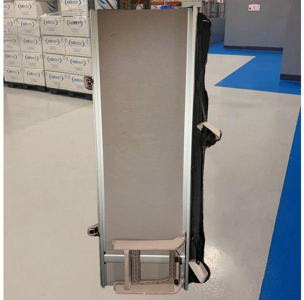 DAF Upper - Cabină și interior: Foto 1 DAF Upper - Cabină și interior: Foto 1