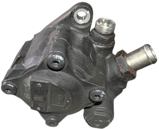 Iveco S-WAY - Pompa hidraulica: Foto 2 Iveco S-WAY - Pompa hidraulica: Foto 2