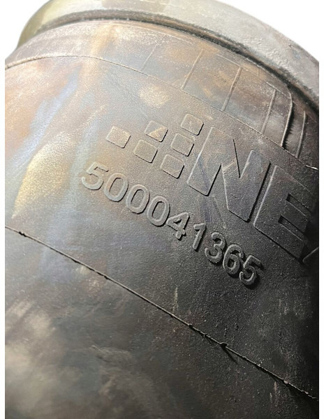 Iveco S-WAY - Suspensie pneumatică: Foto 3 Iveco S-WAY - Suspensie pneumatică: Foto 3